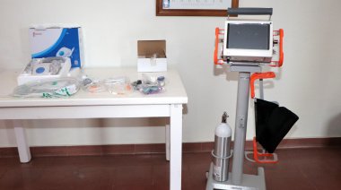 San Cayetano: Importante donación al hospital de un respirador por 11 millones de pesos