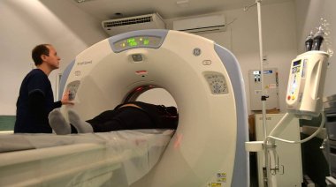Se espera que este jueves llegue a Necochea el tomógrafo para el hospital municipal