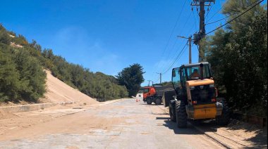 Mantenimiento y limpieza en el sector portuario de la Avenida 2