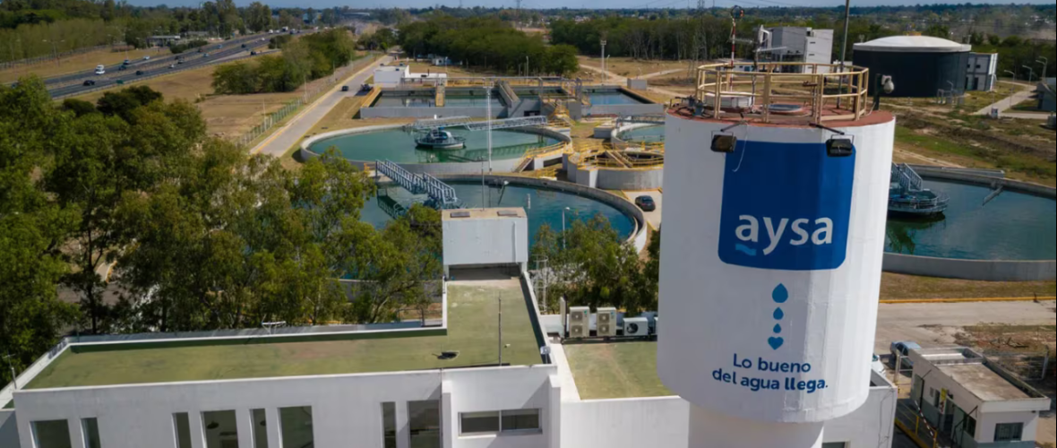 El Gobierno vendió el 90% de AySA por US$340 millones y la Provincia amenaza con frenar el traspaso