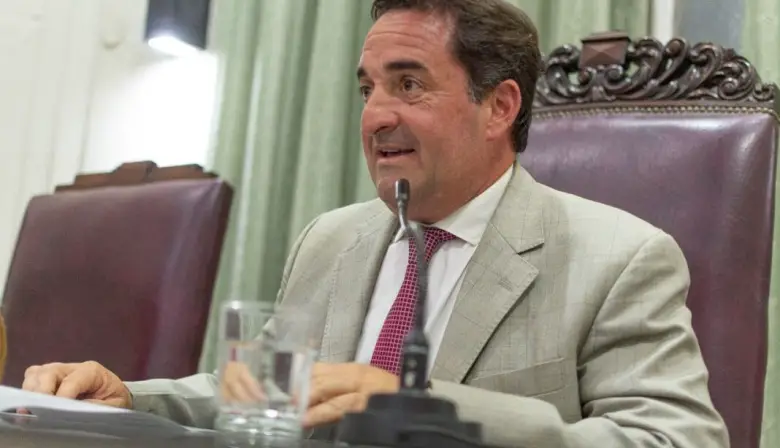 Borocotazo en el HCD: Tres de los más polémicos concejales del intendente Rojas se fueron al partido de Milei