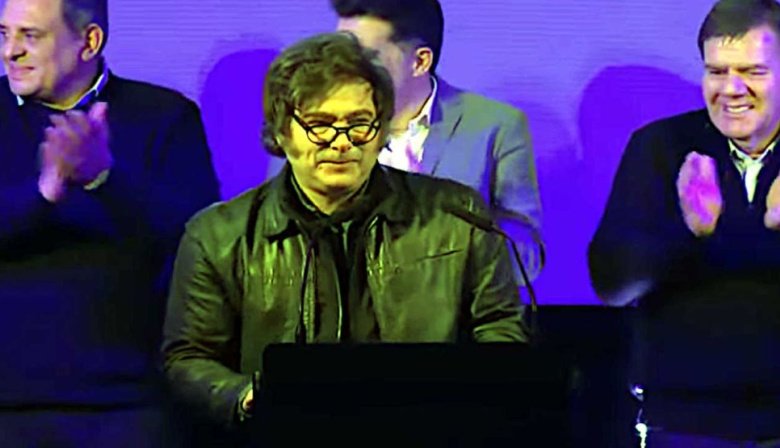 Milei abre la campaña en la Provincia y advierte: "Vamos a devorar al kirchnerismo en las urnas"