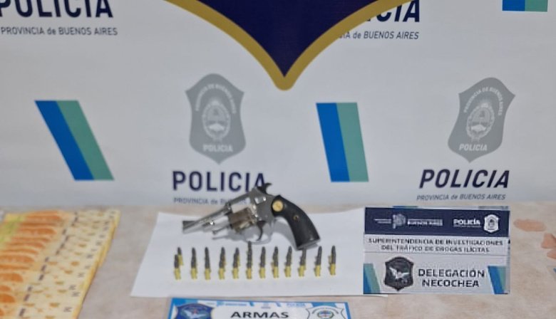 Quequén: Dos aprehendidos en allanamientos por venta de drogas