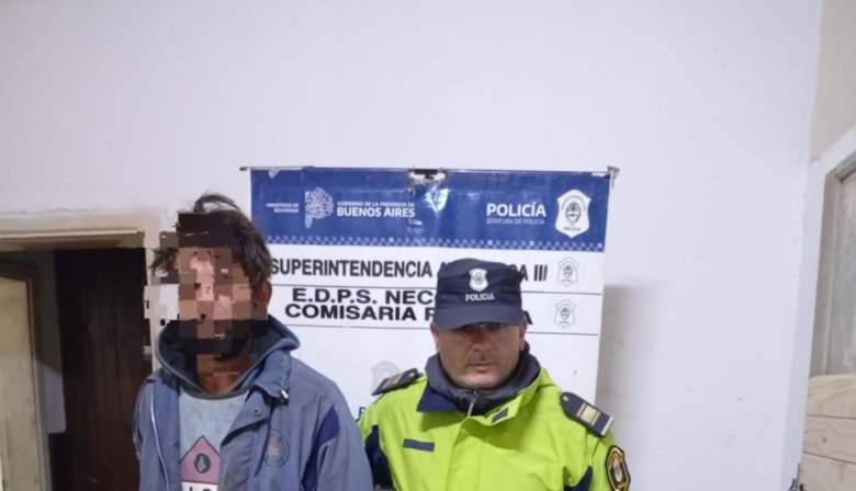 Allanamiento en Quequén: Detuvieron a un sospechoso por un robo en un kiosco