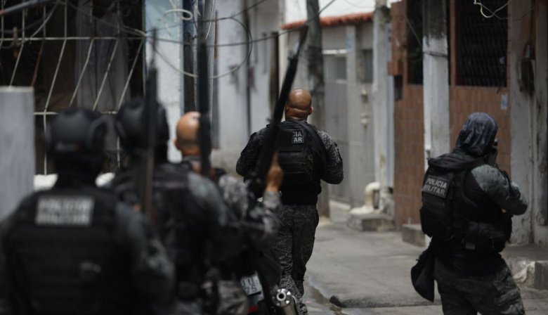 Río de Janeiro: Más de 60 muertos en el operativo policial contra el narco más grande de la historia de Brasil