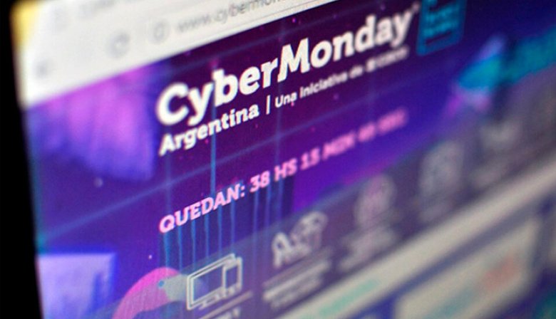 Cibermonday 2025: Casi el 50% de lo que se vendió fue ropa e indumentaria