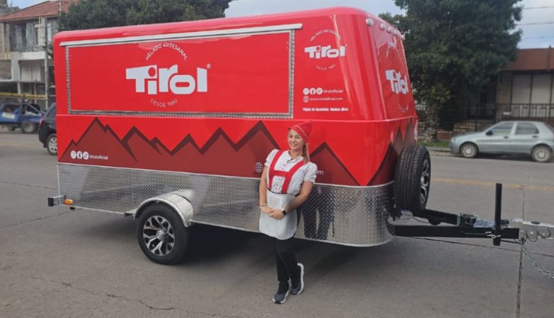 Tirol abrió una nueva sucursal y primera franquicia