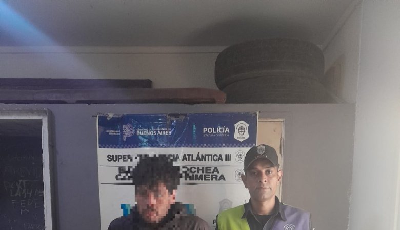 Allanamientos en Necochea: Detuvieron a un joven y recuperaron vehículos robados tras una investigación por robos armados