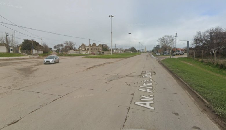 Puerto Quequén financiará la reparación de un tramo clave de la avenida Almirante Brown