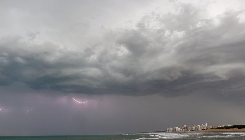 Alerta naranja por tormentas fuertes para Necochea y la región
