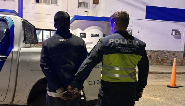 Detuvieron en Quequén a un joven de 18 años por una causa de robo