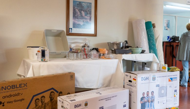 Importante donación de la cooperadora al hospital de San Cayetano