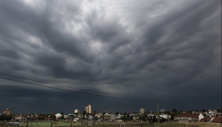 Alerta por tormentas y fuertes vientos: Se esperan lluvias intensas y ráfagas superiores a 80 km/h