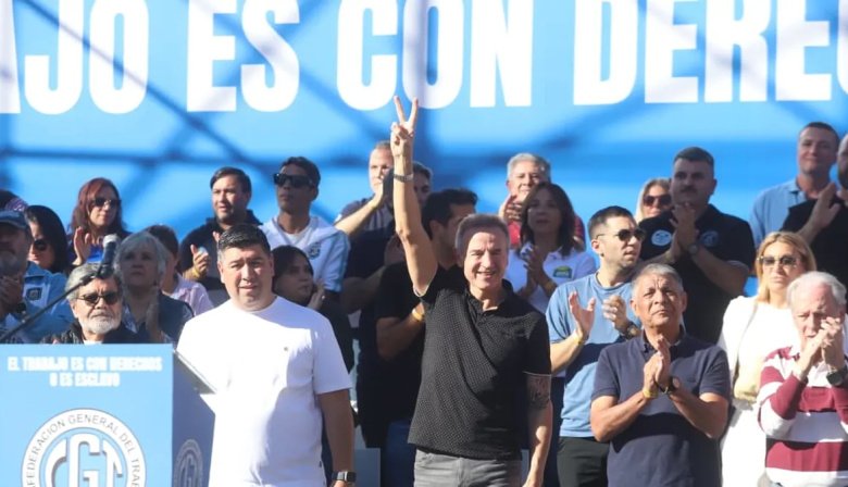 "No abandonemos la lucha, profundicemos el conflicto": El mensaje de la CGT en la marcha por el Día del Trabajador