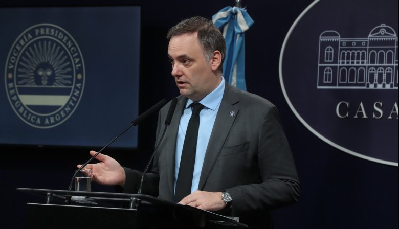 Manuel Adorni fijó la fecha límite para presentar su declaración jurada