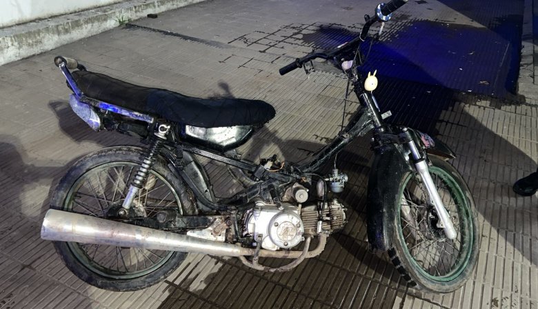 Motocicleta robada fue recuperada tras una persecución policial en Necochea