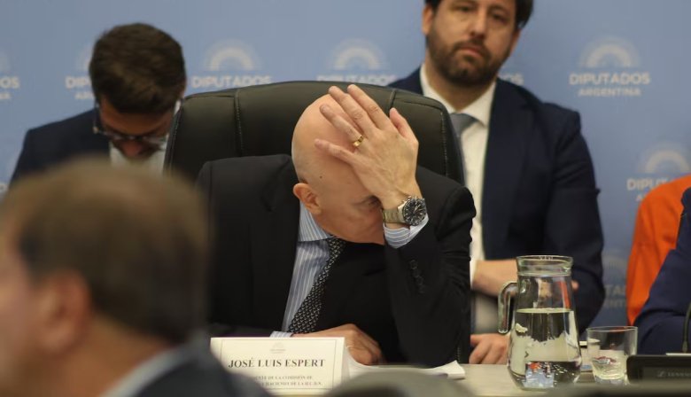 Más problemas para el Gobierno: Espert fue citado a indagatoria por presunto lavado de dinero