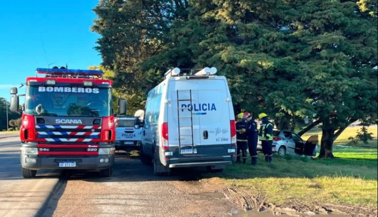 Tragedia en la Ruta 75: Un hombre de San Cayetano murió tras chocar su auto contra un árbol