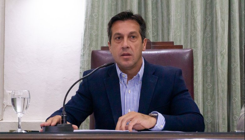 EL HCD que no trabaja: El expediente más importante es un pedido de informes sobre un semáforo