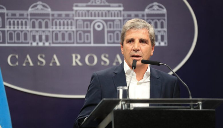 Luis Caputo declaró un patrimonio de 13,4 millones de dólares y mantiene su fortuna en el exterior