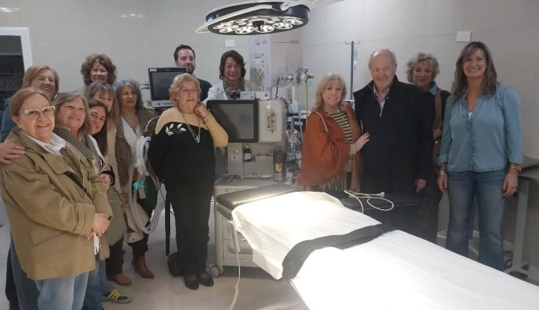La Asociación Cooperadora del Hospital "Dr. Emilio Ferreyra" inauguró un nuevo quirófano y remodelaciones en el servicio