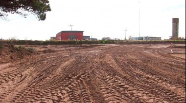 No se termina y amplían el gasto: 10 millones más para seguir con la Pista de Atletismo