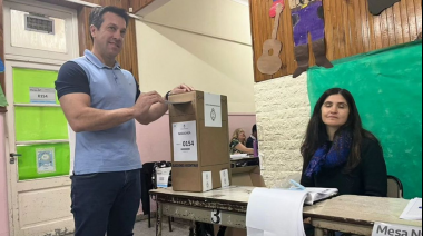 Votó Arturo Rojas: “Estoy convencido que va a haber una reconfiguración de la política nacional”