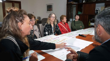 Convocan a la Muni a representantes de ACA por el caos de tránsito que generan los camiones en Quequén