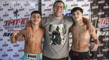 Luchadores necochenses debutaron en un torneo provincial de Muay Thai