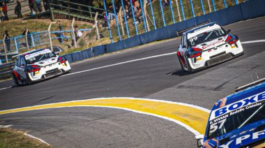 Matías Capurro brilló en Rosario: Sexto puesto en el TC2000 y podio en la Copa Rookie Latam