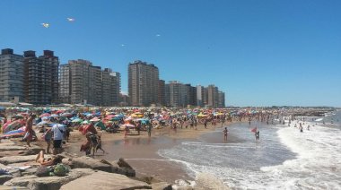 Escándalo en la licitación de balnearios: Técnicos denuncian que hay miembros de la comisión evaluadora con "conflicto de intereses"