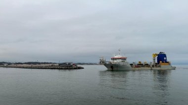 Interna a cielo abierto: Parte del peronismo pide que el peronismo intervenga el Consorcio del puerto que maneja el peronismo
