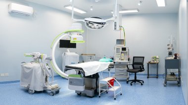 San Cayetano inauguró un nuevo quirófano en su hospital