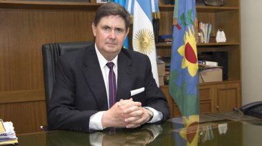 San Cayetano paga un bono extra de 100 mil pesos a sus municipales por recupero tras finalizar una obra de gas