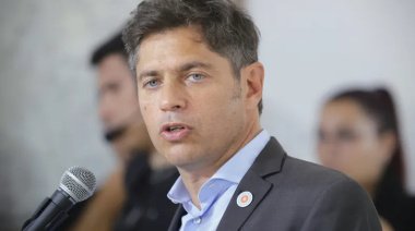 "Me estoy cargando la campaña al hombro y no soy candidato" ¿Queja de Kicillof?