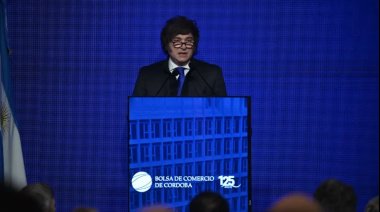 Javier Milei se comparó con De La Rúa y advirtió: "No van a poder parar el cambio"
