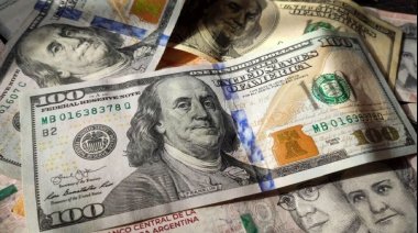 Tras el respaldo de Estados Unidos, el Gobierno logró contener al dólar