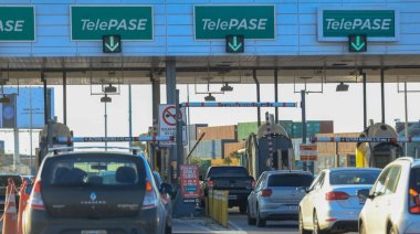 La nueva de Milei: ¿Habrá peajes cada 100 km en las rutas argentinas?