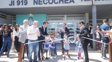 En su paso por Necochea, Axel Kicillof inauguró obras y entregó una ambulancia