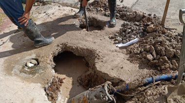 Amplio operativo de limpieza y desobstrucción de cañerías en Necochea y Quequén