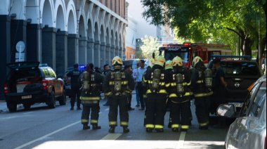 Una encomienda y cuatro agentes heridos: Qué se sabe de la explosión en la Escuela de Gendarmería