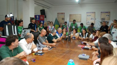 Sindicalista invitó a pelear a los concejales en Necochea