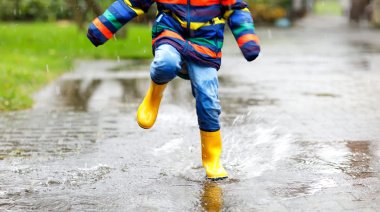 Suspensión de clases en Necochea por el temporal: No habrá turno tarde este martes