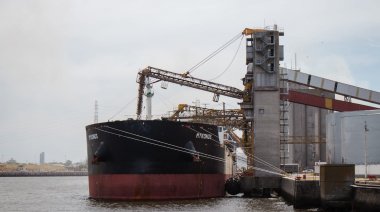 85 mil camiones cruzaron Quequén en el último trimestre del 2025