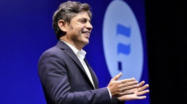 Axel Kicillof participará de una cumbre de líderes progresistas en España y afianza su armado para 2027