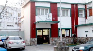 Día de furia: Se presentó en la Comisaría y agarró a trompadas a dos personas