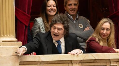 Imagen de Javier Milei en caída: Aprobación en su nivel más bajo y rechazo récord en abril
