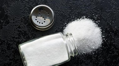 Cuidado con la sal: La porción saludable son menos de 5 gramos por día