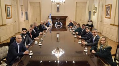 Milei retomó las reuniones de Gabinete: Negó la crisis de los endeudados y ratificó que no habrá ayuda para jubilados