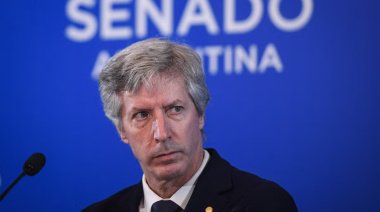 El peronismo acusa a Santiago Bausili de haber mentido sobre el oro del Banco Central
